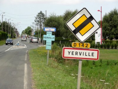 Yerville (Seine-Mar.) entrée