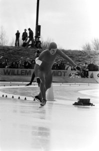 Yep Kramer bij de start van zijn rit op de 500 meter, Bestanddeelnr 930-1362