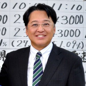 Yasuhiro-Uchida-Mayor-2012-2