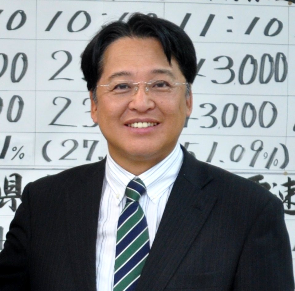 Yasuhiro-Uchida-Mayor-2012