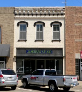 Yankton, SD, 306 W 3rd Street from S 1