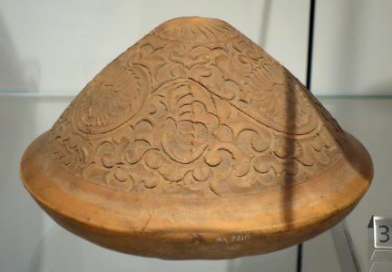 Yaozhou ware mould, China, N. Song dynasty, c. 1065-1127, earthenware with carved decoration - Royal Ontario Museum - DSC04242