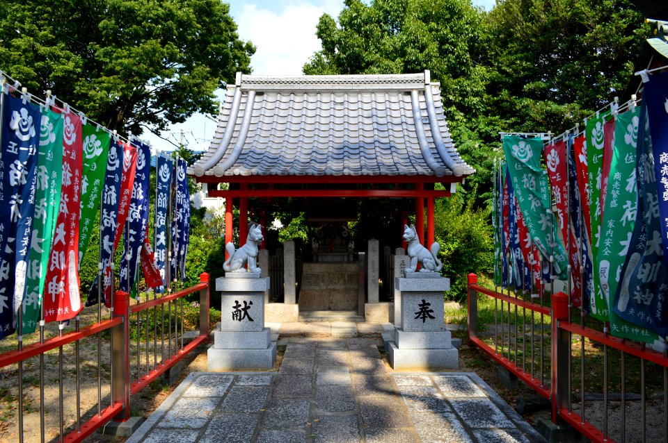 Yahagi-jinja (Yao), Inari-jinja