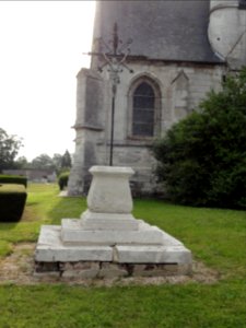 Yébleron (Seine-Mar.) croix du cimetière
