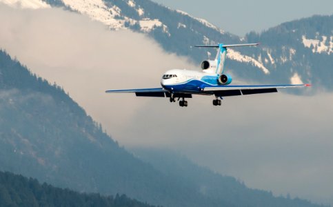 Yak-42 approaching Innsbruck