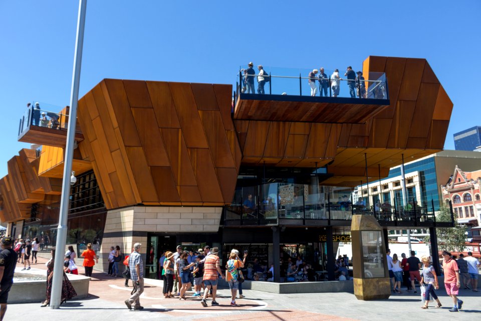Yagan Square, March 2018 02