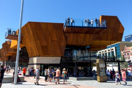 Yagan Square, March 2018 02