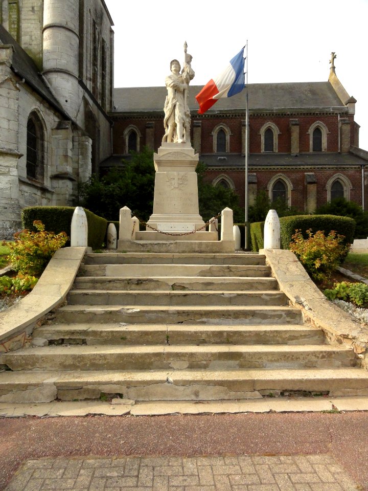 Yébleron (Seine-Mar.) monument aux morts