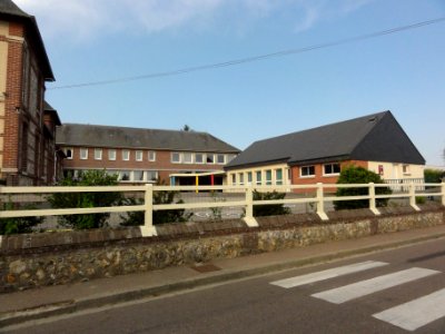 Yébleron (Seine-Mar.) école (02)