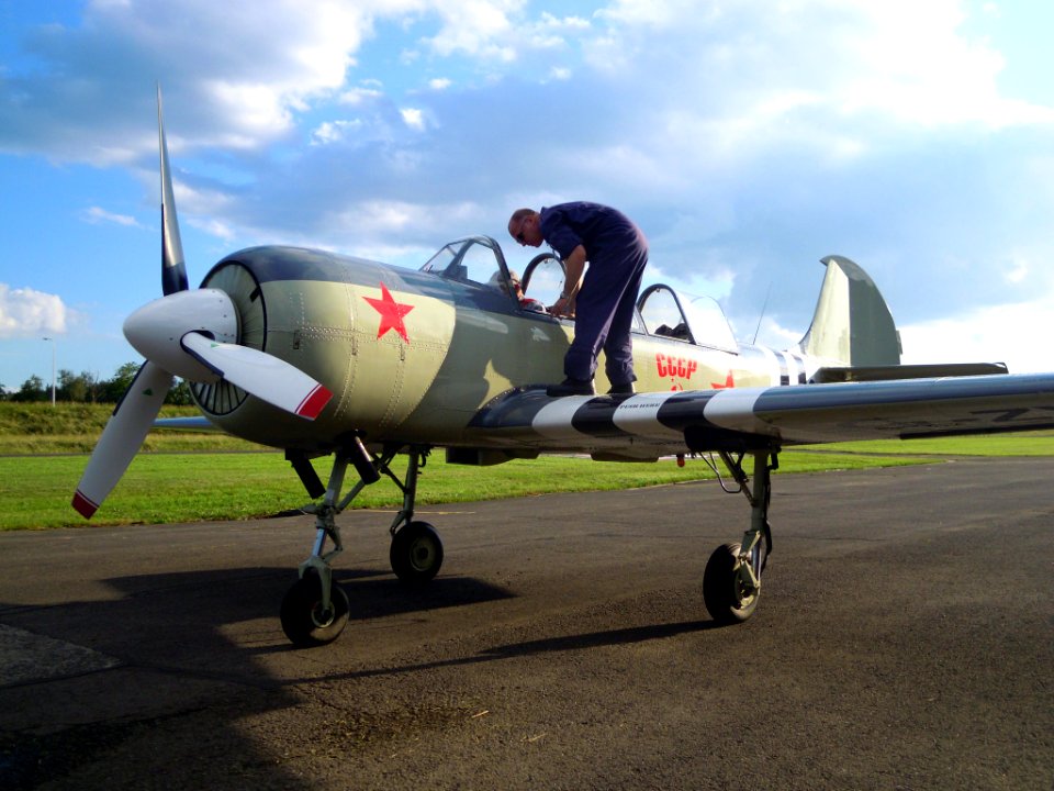 Yak G Zyak Saint Ghislain Ebsg Belgium Etienne Verhellen Avion De Johan (157506505)