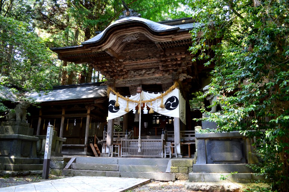 Yahiko-jinja (Tatsuno) haiden