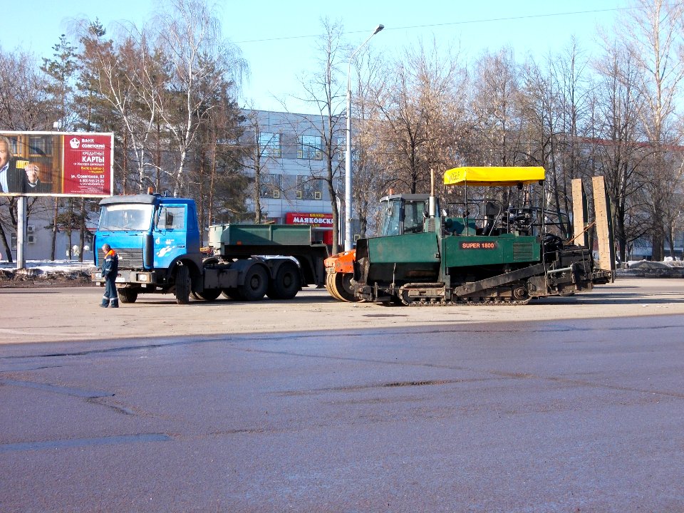 Yaroslavl October Square 002