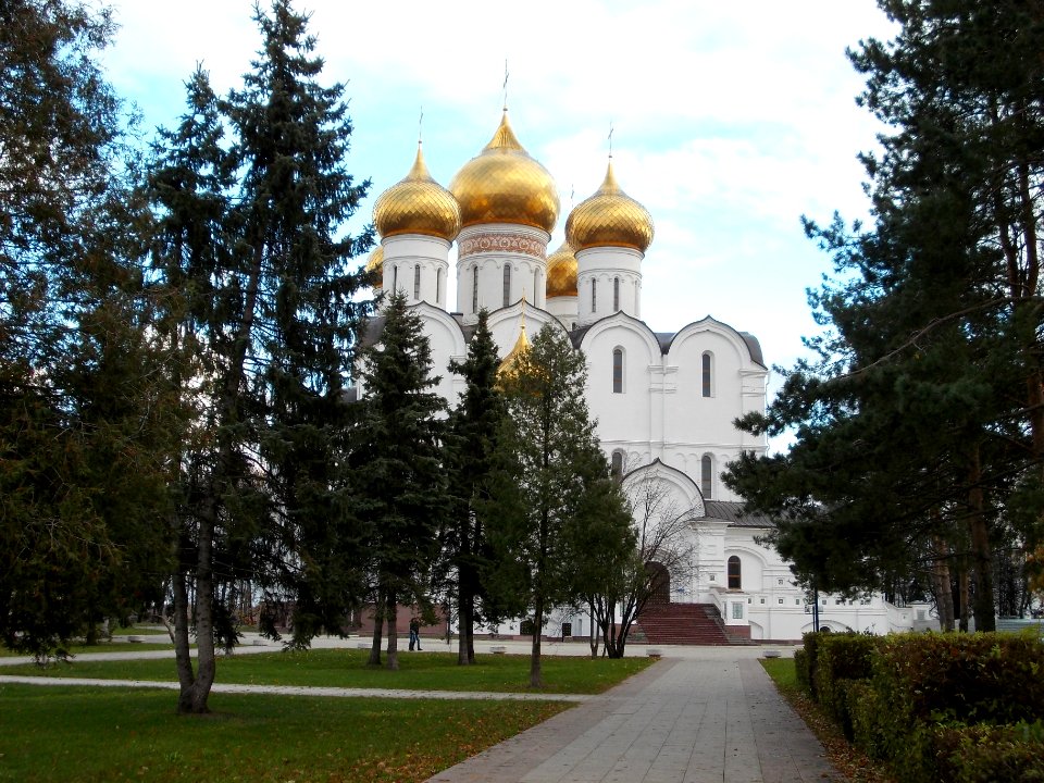 Yaroslavl Dormition Cathedral 002