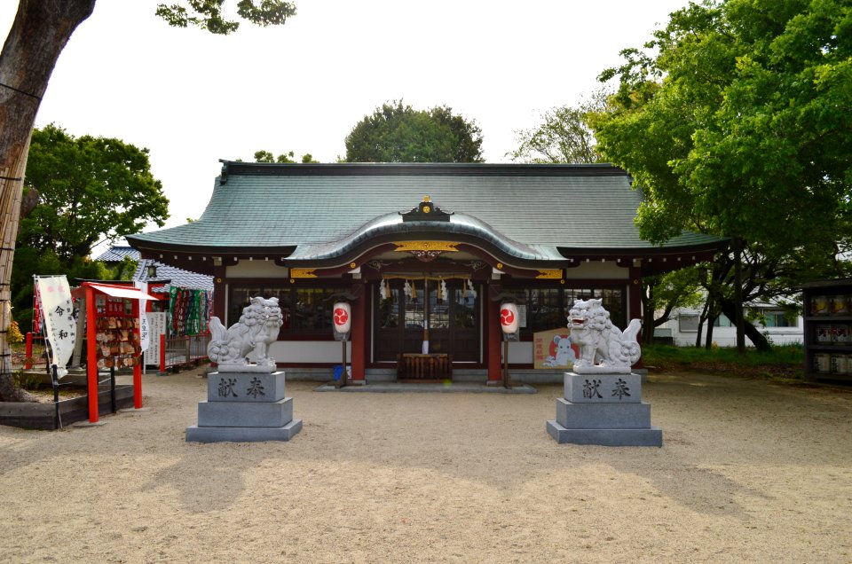 Yahagi-jinja, haiden