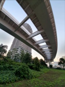 Yurikamome rail and シーリア tower 4