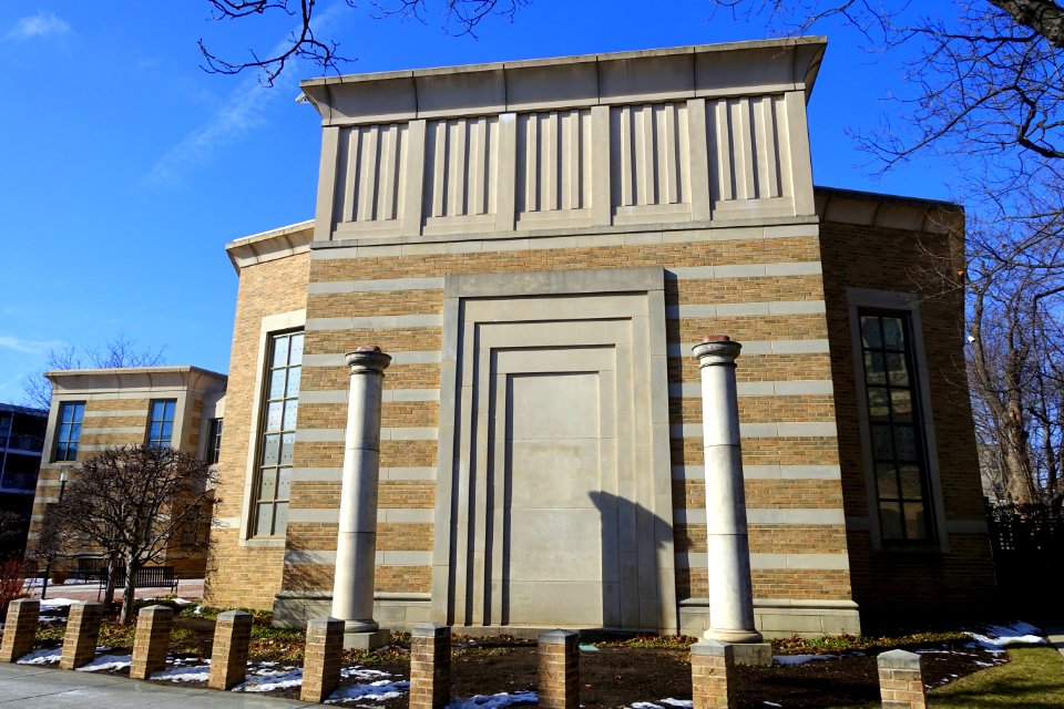 Young Israel of Brookline - Brookline, MA - DSC05339