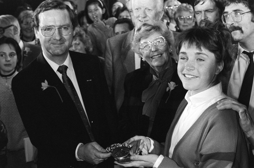 Yvonne van Gennip gehuldigd in Haarlem na behalen drie gouden medailles op de Ol, Bestanddeelnr 934-2016