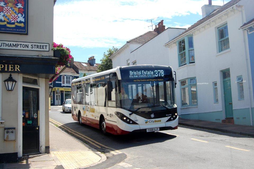 YX68 UJY (Compass Bus Route 37B) at Southover Street, Hanover, Brighton (6 July 2019)