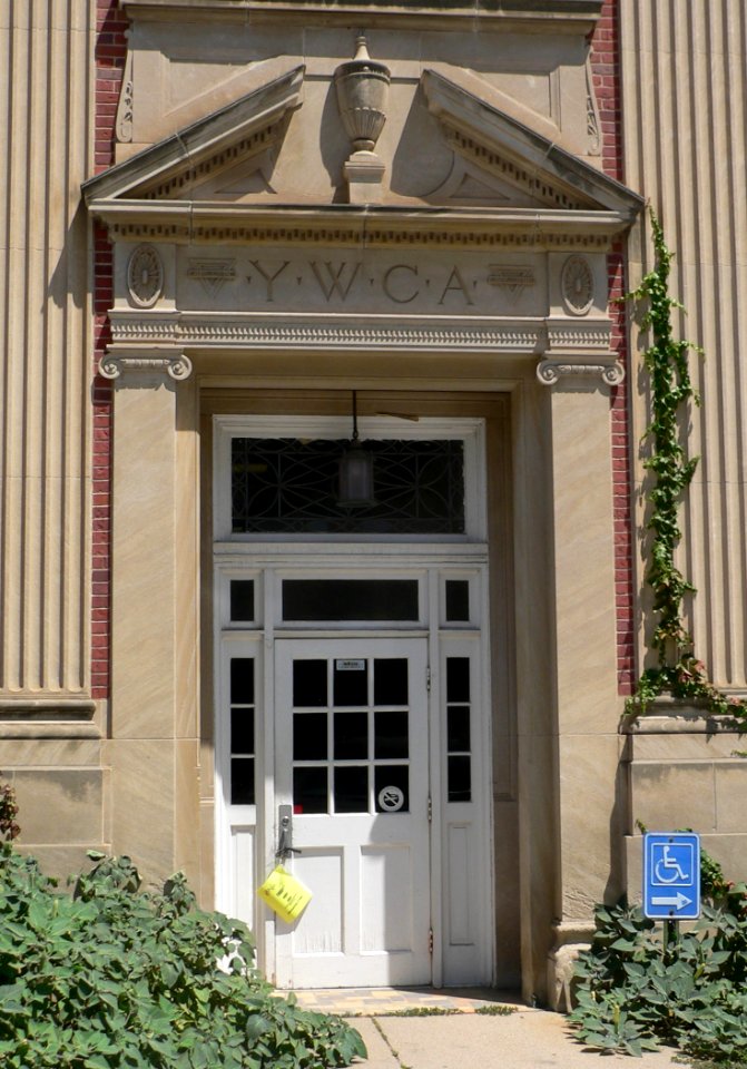 YWCA (Lincoln, Nebraska) S door