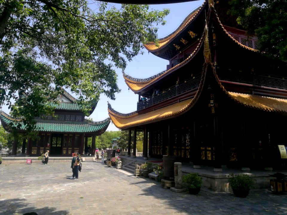 Yueyang Tower, photographed from the side