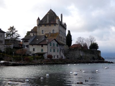 Yvoire - Port des Pêcheurs - Vue sur le château