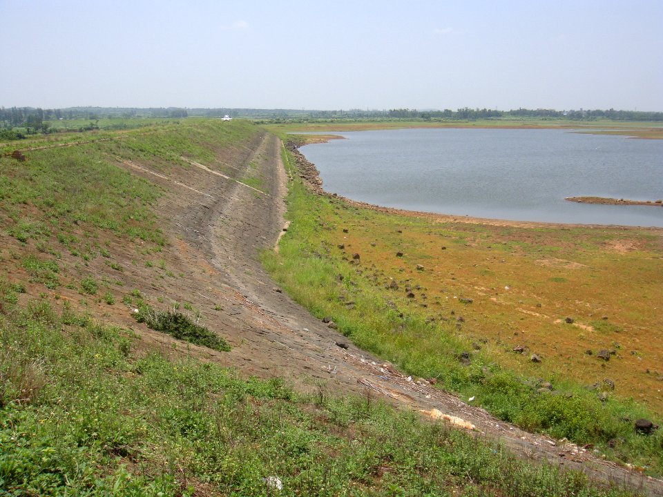 Yufeng Reservoir during 2015 drought - 01