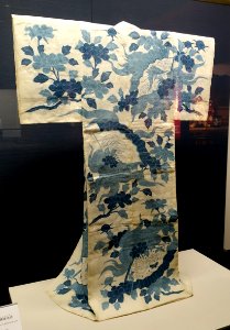 Yukata (summer kimono) in white hemp with stone bridge pattern, 1746-1841 AD - Edo-Tokyo Museum - Sumida, Tokyo, Japan - DSC06782