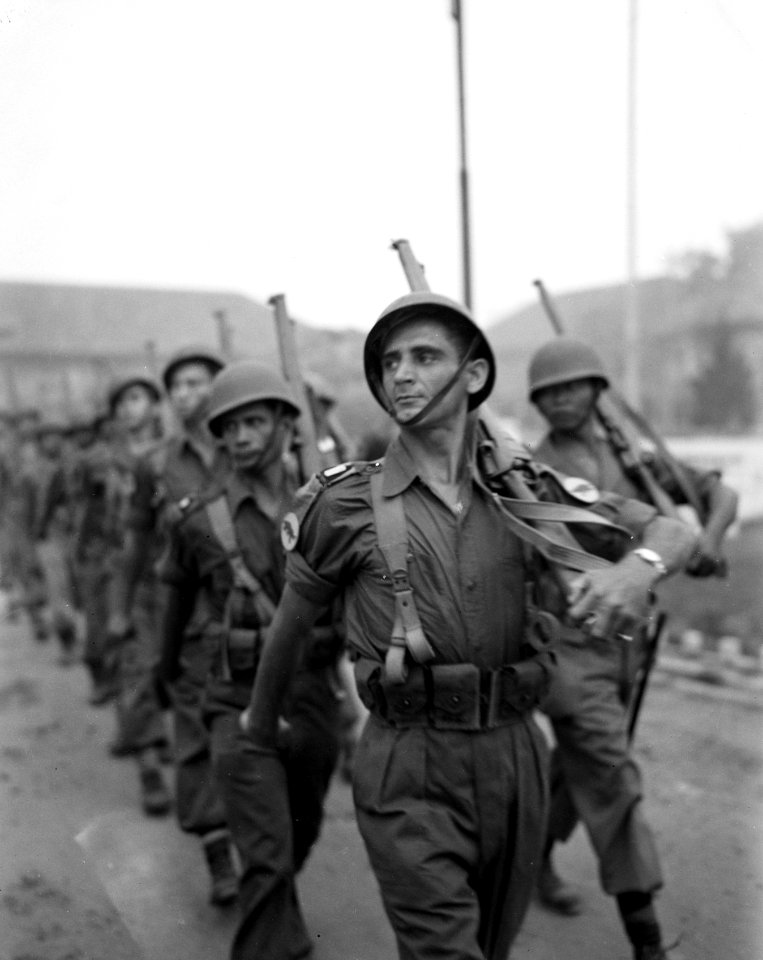 Y-Brigade in Palembang. Parade, Bestanddeelnr 10322