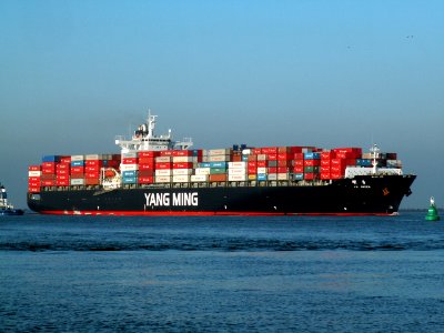 YM Green p2 approaching Port of Rotterdam, Holland 09-Jan-2006