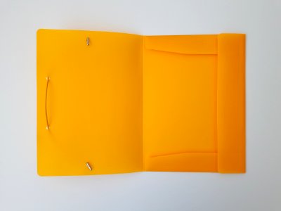 Yellow 3-flap A5 folder with elastic straps - A2 photo