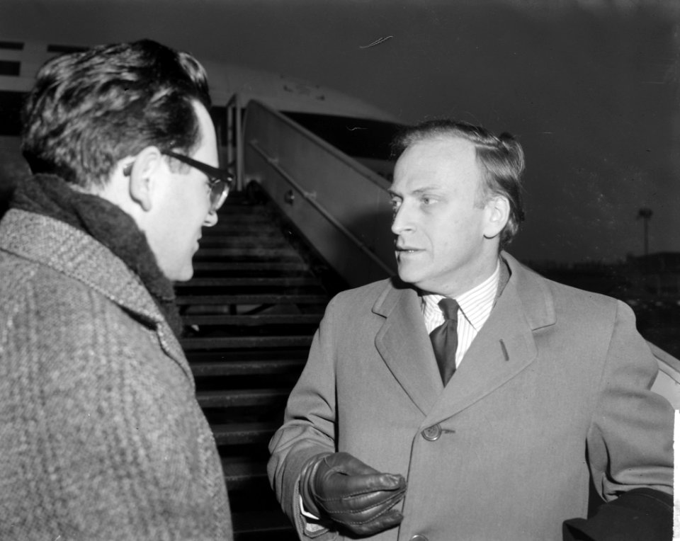 Yehudi Menuhin in Amsterdam voor jubileumconcert Amsterdams Concertgebouw Aanko, Bestanddeelnr 914-9911