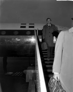 Yehudi Menuhin in Amsterdam voor jubileumconcert Amsterdams Concertgebouw Aanko, Bestanddeelnr 914-9914