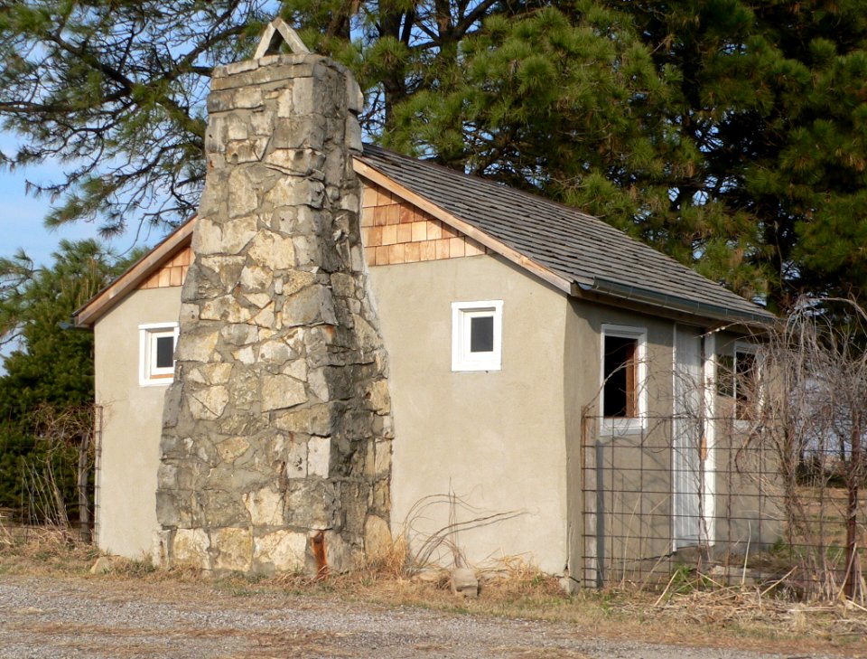 Young Cemetery cabin from SW 1