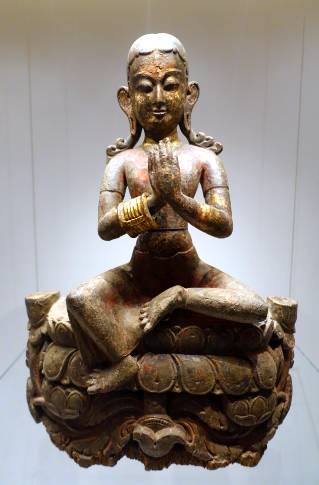 Young female adorant, Nepal, 16th-17th century AD, wood, traces of paint and gilding - Ethnological Museum, Berlin - DSC01842