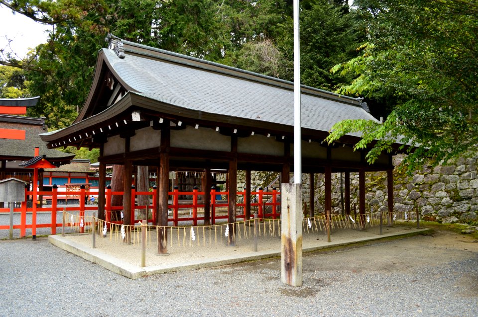 Yoshida-jinja (Kyoto), chakutouden