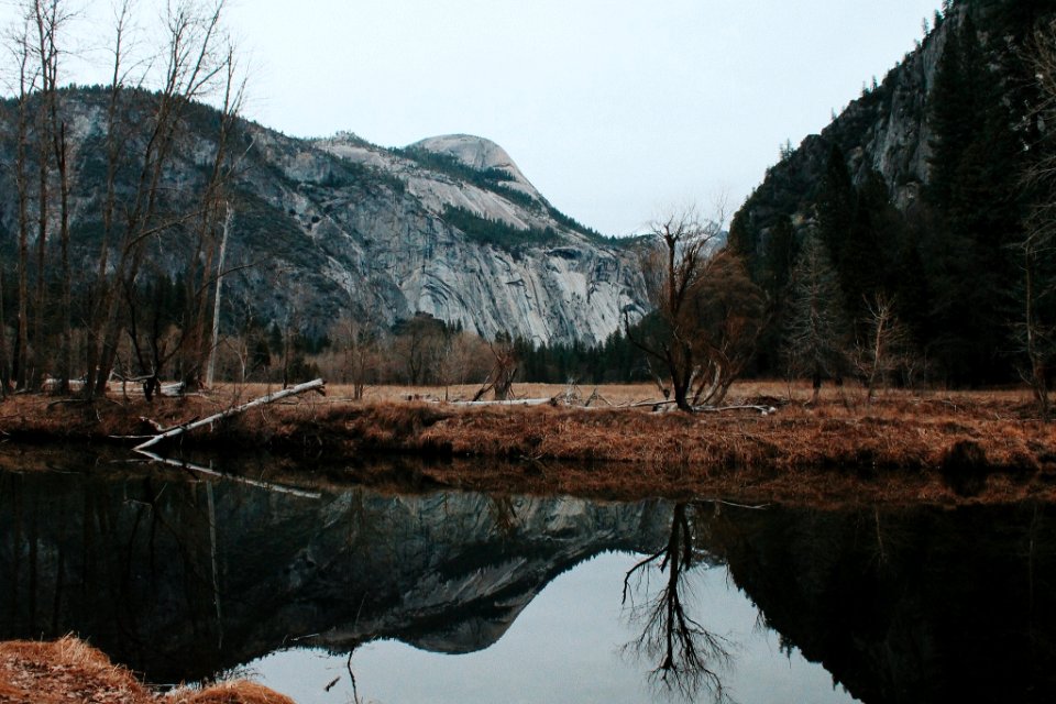 Yosemite National Park Reflection (260321215)