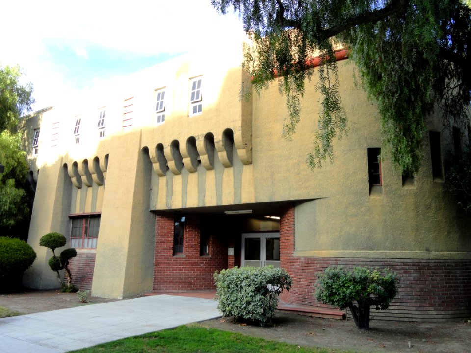 Yoshihiro Uchida Hall (San Jose State University) - DSC03951