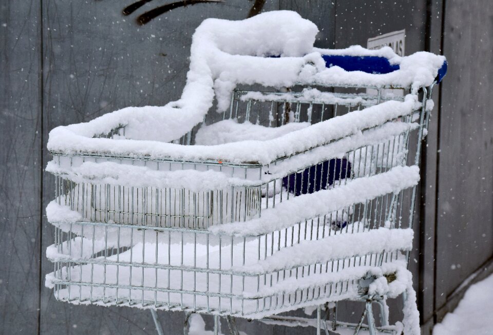 Shopping snowed in turned off