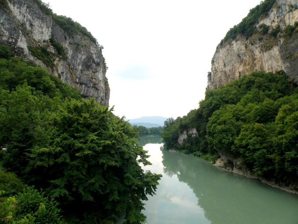 Yenne Gorge de la Balme 3