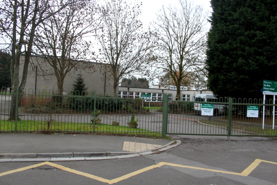 Yeo Moor Primary School