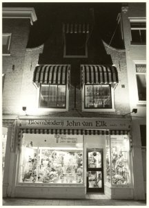 Zijlstraat 57, bloembinderij John van Elk. NL-HlmNHA 54031513