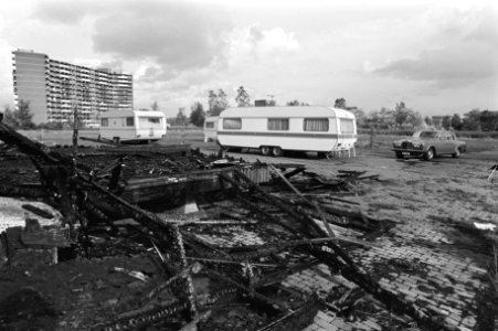 Zigeunerkoning Koko Petalo teruggekeerd terein Amsterdamse Rode Kruisstraat , wa, Bestanddeelnr 931-0656