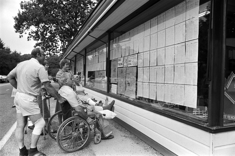 Ziekenhuis Zonnestraal in Hilversum na aangekondigde sluiting patienten kijken , Bestanddeelnr 932-2649