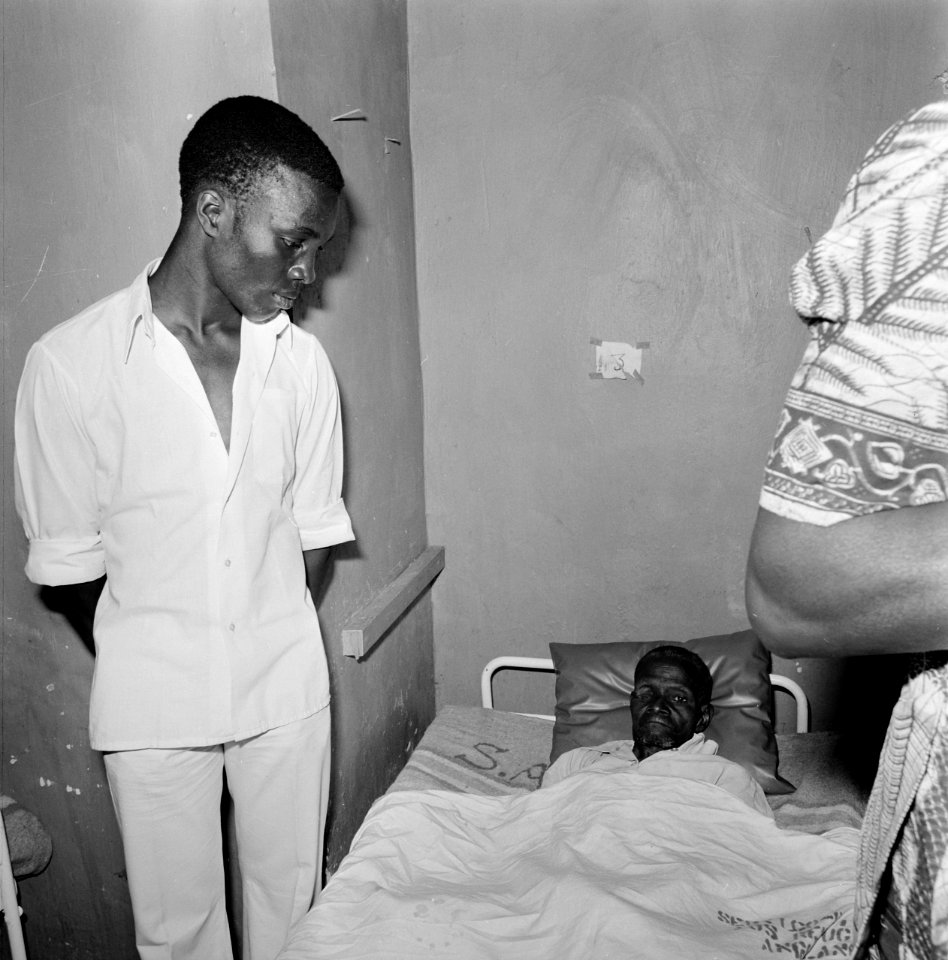 Ziekenhuis van de Angolese bevrijdingsbeweging FNLA ten noorden van Kinshasa, Bestanddeelnr 926-7727