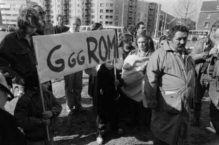 Zigeunerfamilie Durci protesteert tegen huisuitzetting bij Ministerie van Justit, Bestanddeelnr 933-9160