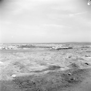 Zicht op de stad Aleppo met daarboven de citadel, Bestanddeelnr 255-5940