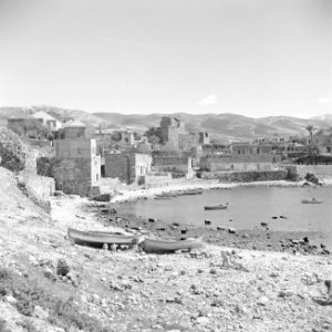 Zicht op het haventje van Byblos - Jbael, Bestanddeelnr 255-6348