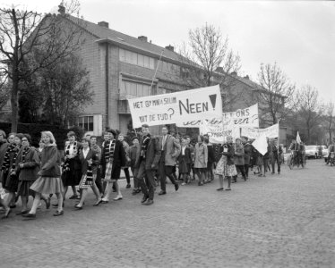Zesde lustrum Vossius Gymnasium, Bestanddeelnr 912-4075