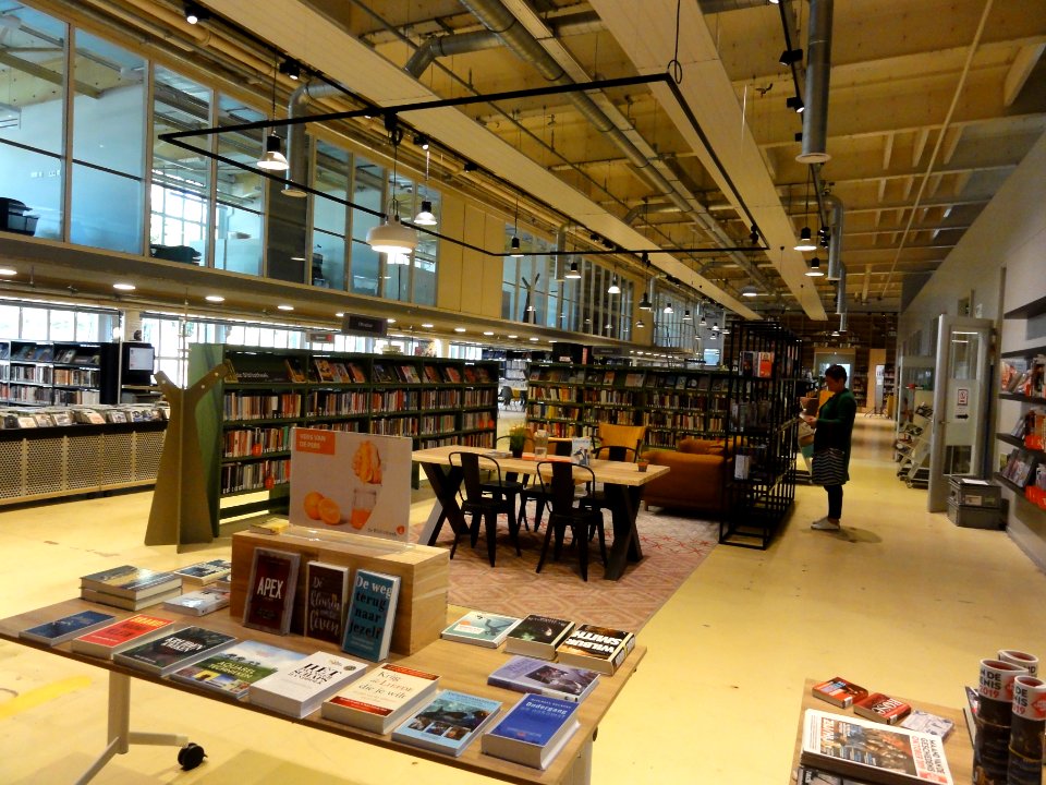 Zevenaar, TURMAC (14) Gebouw 12, interieur, in de bibliotheek