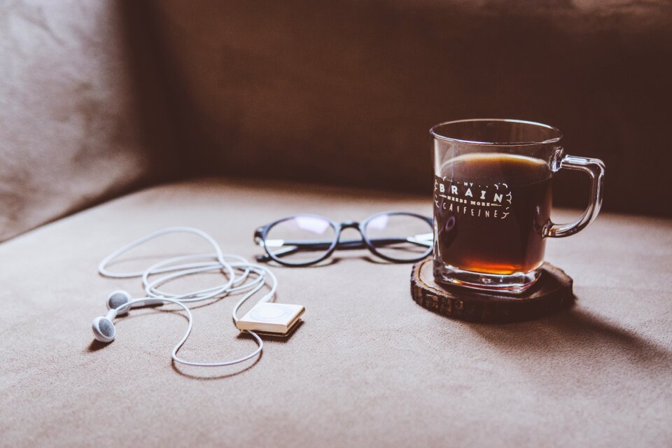 Ipod eyeglasses coffee